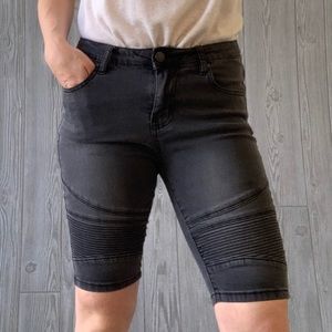 Bermuda moto style shorts black denim
